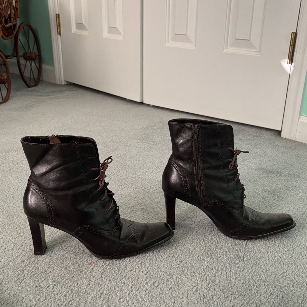 Valerie Stevens Black Heeled Boots
